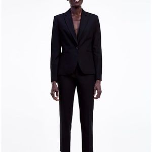 Zara Jackets & Coats - NWT Zara basic blazer Zara Jackets & Coats - NWT Zara basic blazer